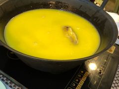 -鲜入围煮花胶鸡海鲜火锅