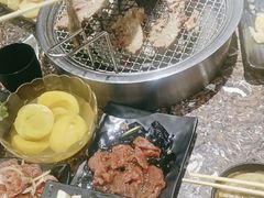 -啊美丽炭火烤肉(滑翔一店)