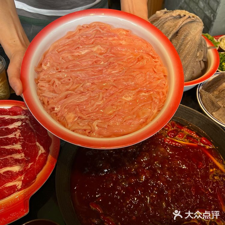 [惊恐]在成都！很少看到这么炸裂的…
