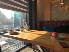 靠窗位-LYFATTI 莱芙缇(赣水路店)