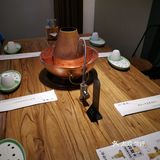 麻椒鸳鸯锅，味道超级赞，还点了几串羊肉串，肉块非常大