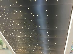 -万达广场(临港店)