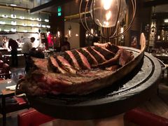 -恰餐厅及酒吧 CHAR Bar & Grill (北京丽都皇冠假日店)