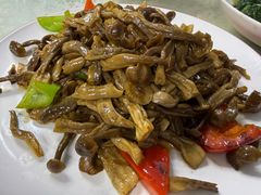 -天天向上素食餐厅(五台山店)