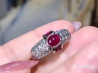 精品素面红宝石～款式很轻奢哦