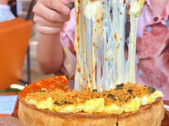 -Dragon Pizza•圆脸龙披萨·牛排餐厅