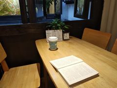 -猫的天空之城概念书店(杭州南宋御街店)