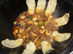 -锅来乐地锅鸡(安亭店)