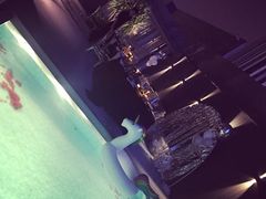 -The ROOF (通盈中心店)