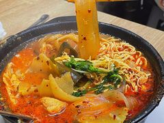 -曹宝林砂锅麻辣烫(星光路店)