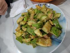 麻酱黄瓜-清真喜兰老丁羊汤特色小吃