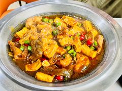 铁锅江鲢-工薪族(玫瑰东园小区店)