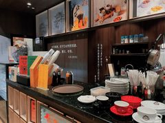 -钟书阁(群光广场店)