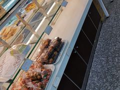 -新月蛋糕西点专卖店(大麦街店)