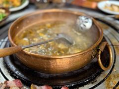 -阿山卓·野生菌火锅·纳西火塘烤肉