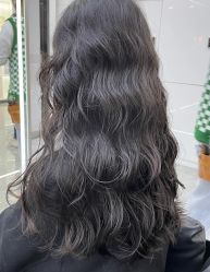 -变画·发型STUDIO