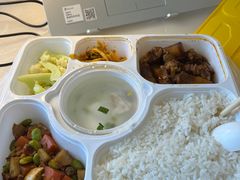 -白金汉爵大酒店-24小时餐厅