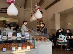 -VERIE BAKEHOUSE