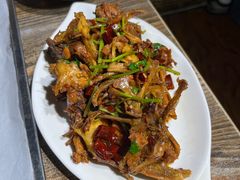-嗨辣小聚·盘锦河蟹·海鲜烧烤龙虾(盘锦十年好店)