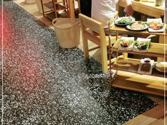 大堂-么肆烤肉·中式自助·烤肉大排档(街道口季佳PAI店)