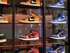 -Air Jordan(世贸天阶店)
