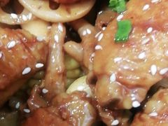 -多嘴肉蟹煲(万达店)