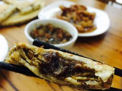 麻酱糖饼-南磨房食府(燕莎奥特莱斯购物中心店)
