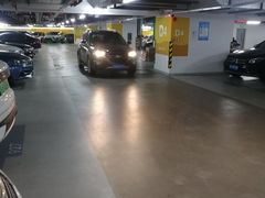 -浦东嘉里城-停车场