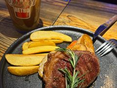 -Season施莀·牛扒·意粉·饭·足球主题餐吧