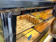 -鲍师傅糕点(江苏路店)