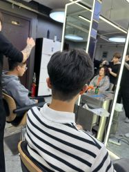 -藤野造型烫发染发