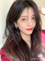 -时尚殿堂明星门店