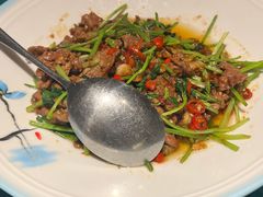 小炒黄牛肉-呷湘厨·鱼汤捞饭·剁椒鱼头·辣椒炒肉(国家会展中心店)