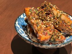 藕断丝连-KONG
