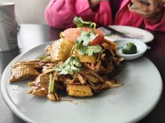 越式盐焗麻油鸡-大头虾越式风味餐厅(光明广场店)