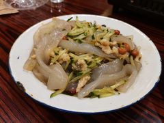 特色拉皮-炙热青春怀旧主题餐厅(河北路店)