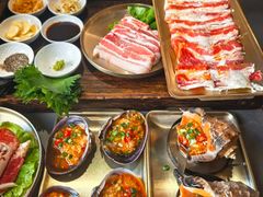 -围炉肉舍•炭烤活鳗•丹东海鲜烤肉(步行街店)