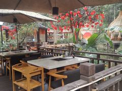 -二荆条·蜀鲜汇城市森林火锅