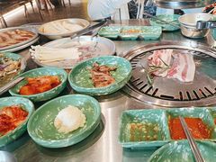 -欧巴炭烤肉오빠숯불구이(南京东路店)