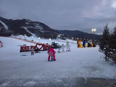 -鳌山滑雪度假区