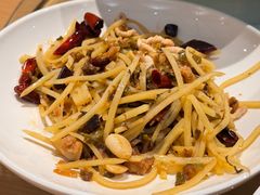 -渝信川菜 · 川味家常菜(财富购物中心店)