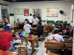 大堂-虹兴砂锅店