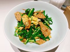 韭菜鸡蛋脆烧饼-0776食堂·京城创意菜(七里庄店)