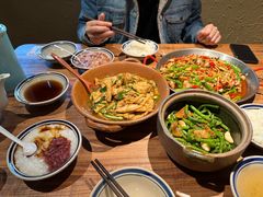 -泥糊破店小酒馆·团建聚餐(南京西路店)