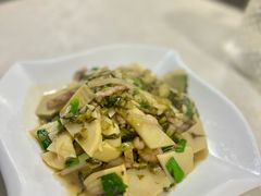 -领鲜土菜馆