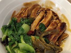 蜜汁香煎鸡腿饭-东东记台湾卤肉饭(东城店)