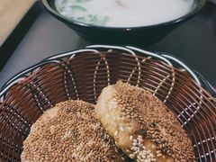 -万红路羊汤烧饼店(将台路店)