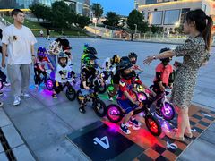 -Kiddo趣多儿童滑步车骑行会(宏泰广场店)