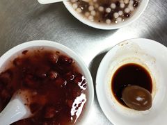 -芳婆糕团店(王府大街店)