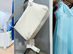 -优衣库(天津鲁能城购物中心店)